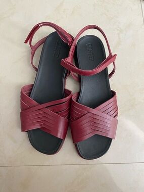 Camper Women's Burgundy Strappy Slingback Sandals